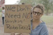 命盘查询特斯拉在得州奥斯汀遭遇抗议活动：反对马斯克Robotaxi计划