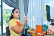 命盘查询泰国主播品三亚榴莲：“尝到了家乡味”